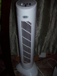 Tower Fan in white with 3 speeds and oscilates