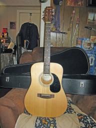 SamickLW-005 acoustic guitar w/case