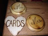 MR. AND MRS. COASTER/ CARD SIGN