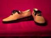 Womens Gym Shoes Size 8 (Color mustard)