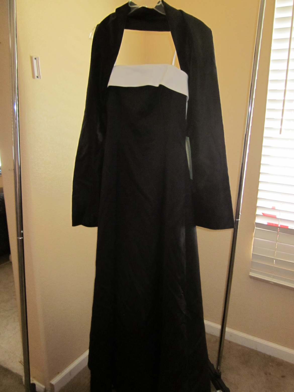 Formal Dress - Size 7/8 in MelsGarageSale Sale North Las Vegas, NV