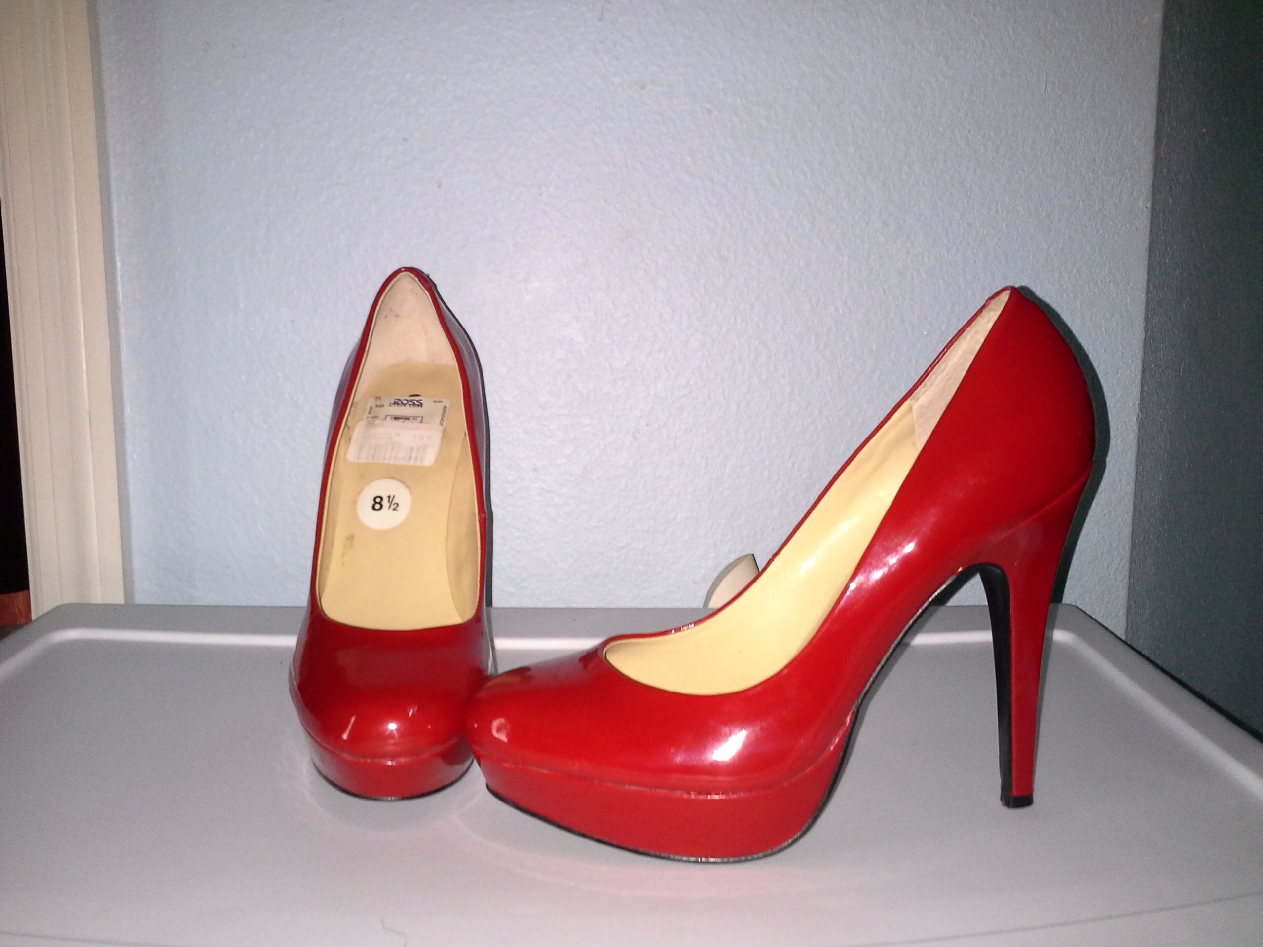 Ladies Shoes size 8 and 8-1/2 in RayRaysStuff's Garage Sale Haines City, FL