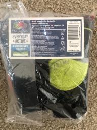 Fruit Of The Loom - 6 cushioned crew socks - size M (9 to 2&1/2)